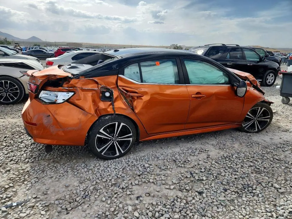 2022 NISSAN SENTRA SR  