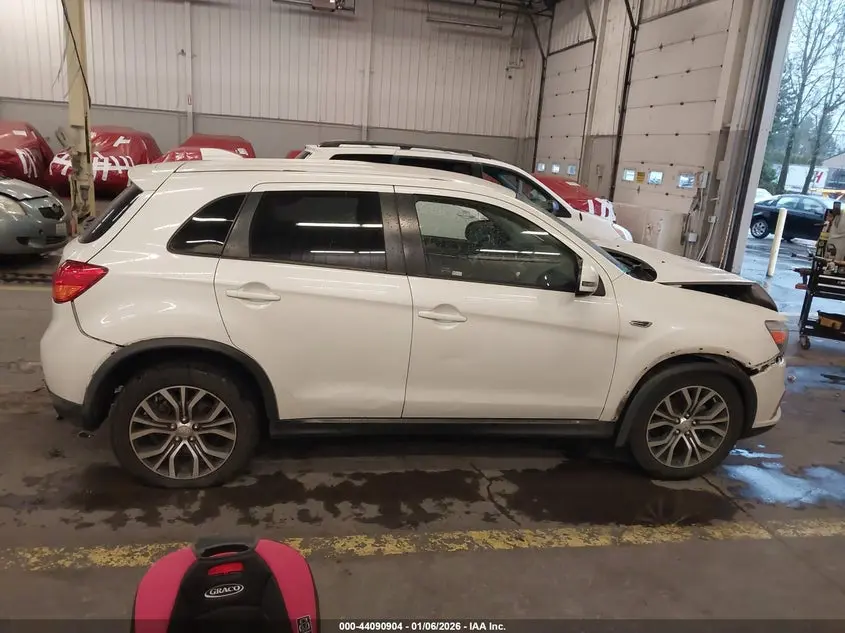 2017 MITSUBISHI OUTLANDER SPORT 2.0 LE