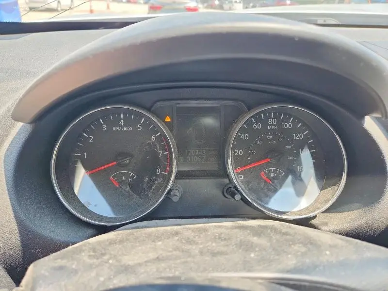 2013 NISSAN ROGUE S  