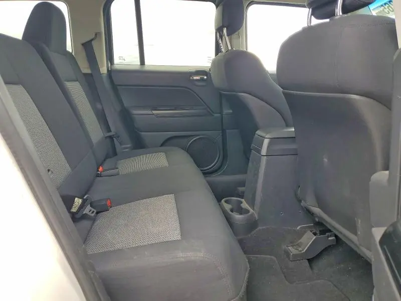 2010 JEEP PATRIOT SPORT  