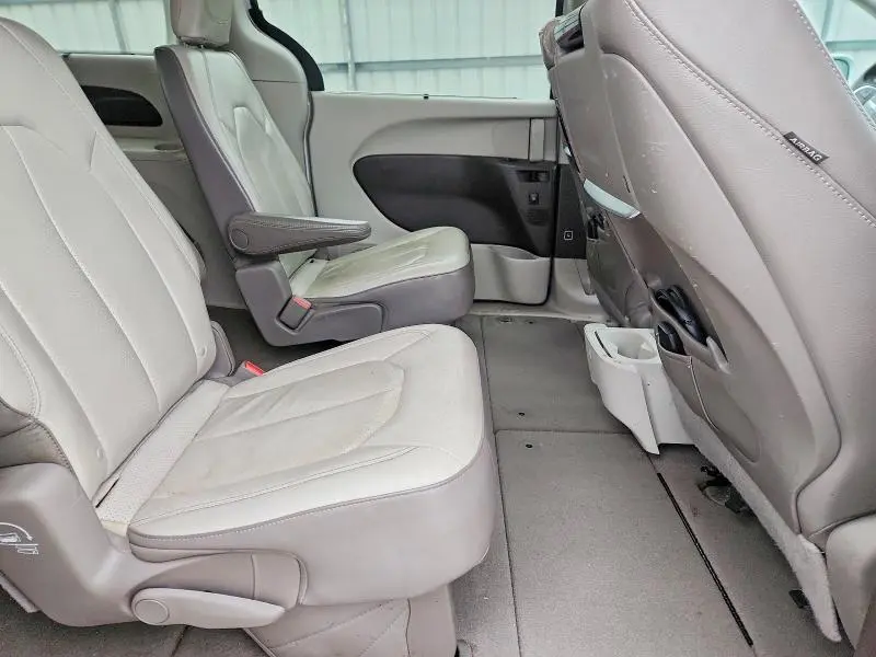 2017 CHRYSLER PACIFICA TOURING L PLUS  