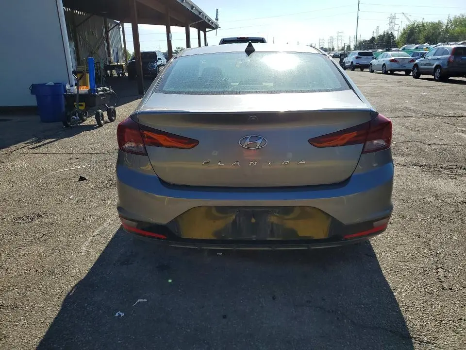 2019 HYUNDAI ELANTRA SEL  
