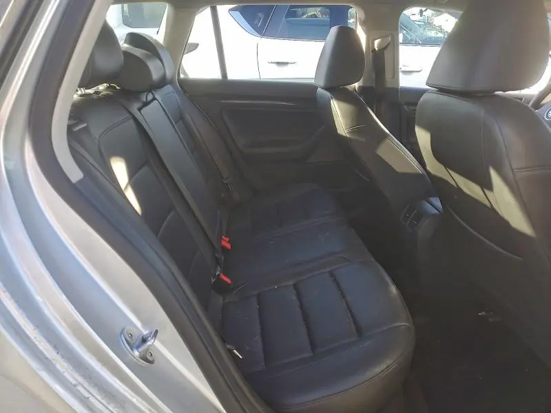 2011 VOLKSWAGEN JETTA TDI  