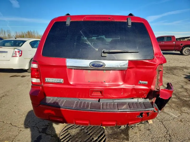 2010 FORD ESCAPE LIMITED  