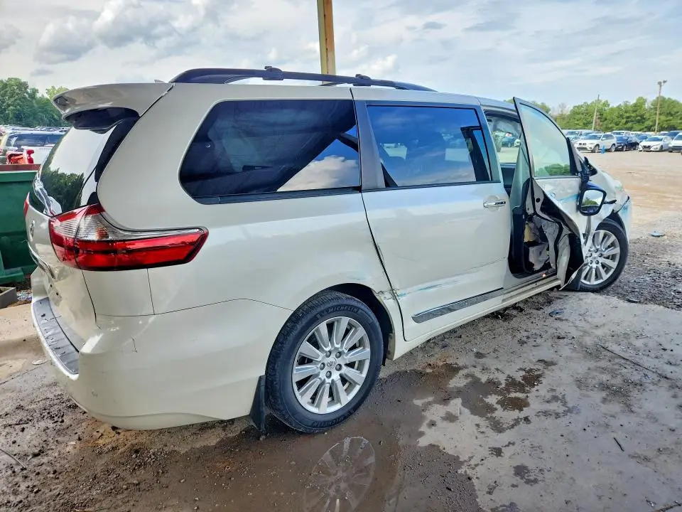 2017 TOYOTA SIENNA LIMITED PREMIUM 7-PASSENGER  