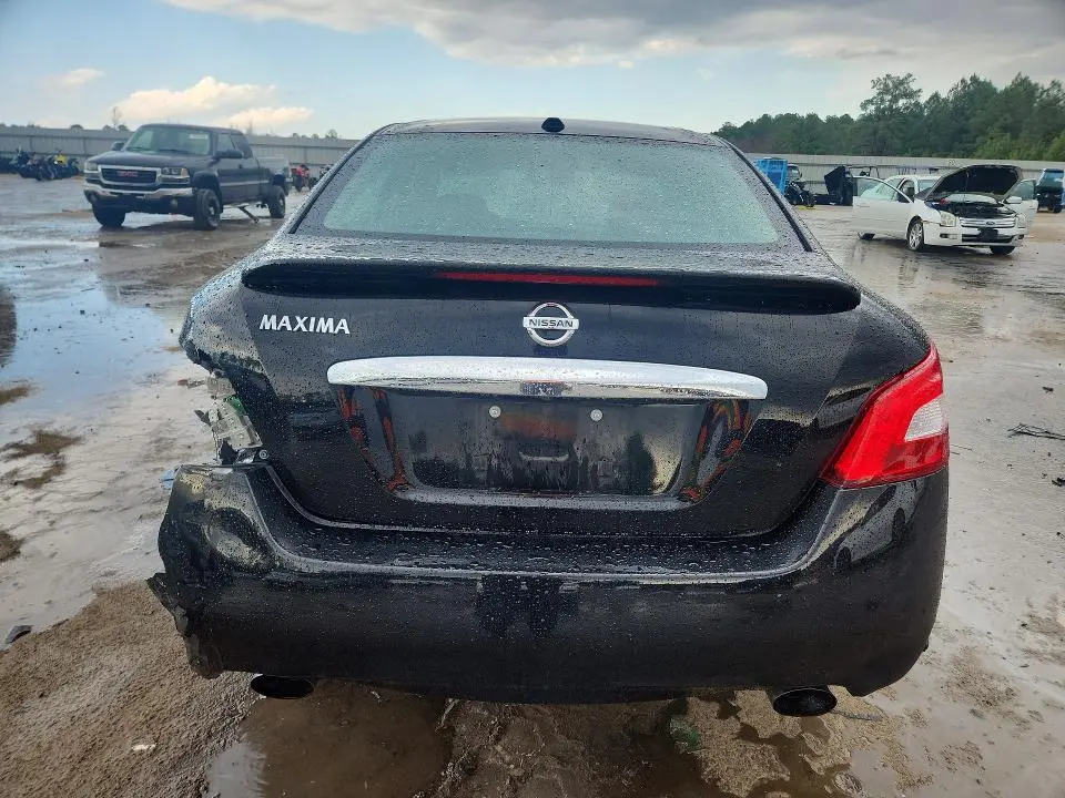 2010 NISSAN MAXIMA S  