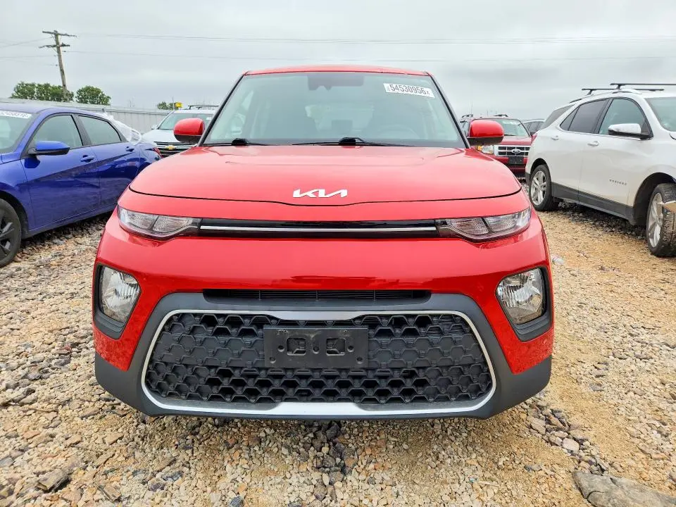 2022 KIA SOUL LX  
