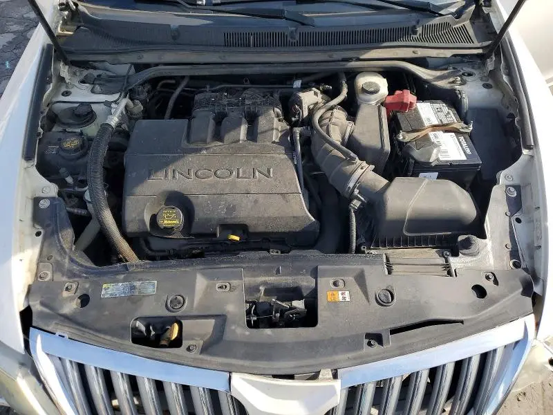 2011 LINCOLN MKS   