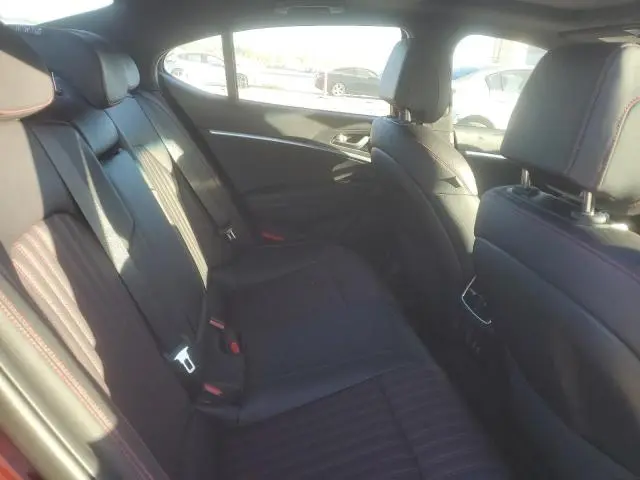 2024 GENESIS G70 BASE