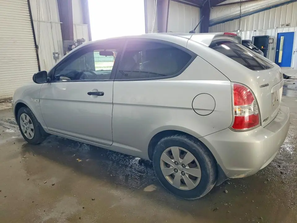 2011 HYUNDAI ACCENT GL  