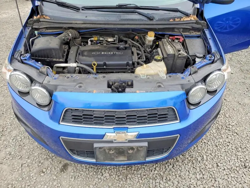 2016 CHEVROLET SONIC LT  