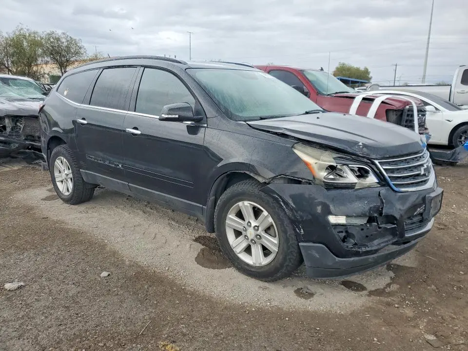 2013 CHEVROLET TRAVERSE LT  