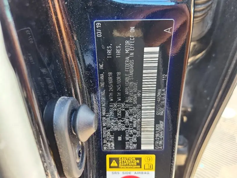 2019 TOYOTA HIGHLANDER XLE  