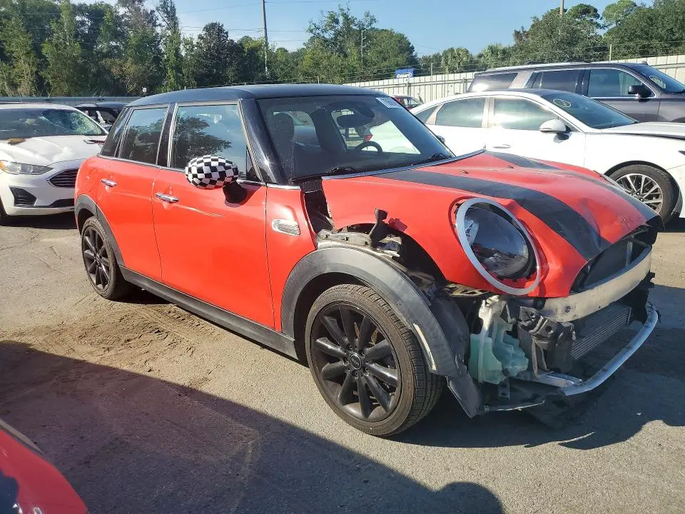2021 MINI COOPER   