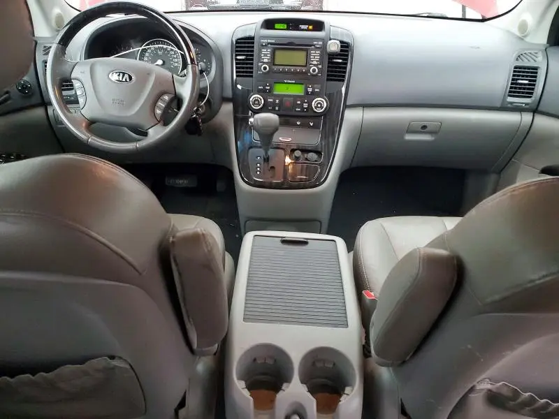 2014 KIA SEDONA   