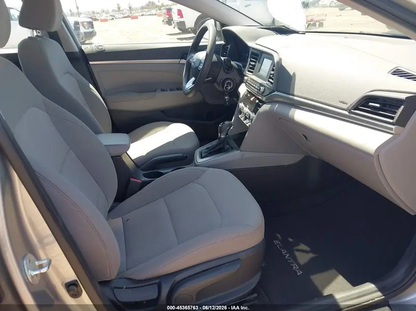 2020 HYUNDAI ELANTRA SE
