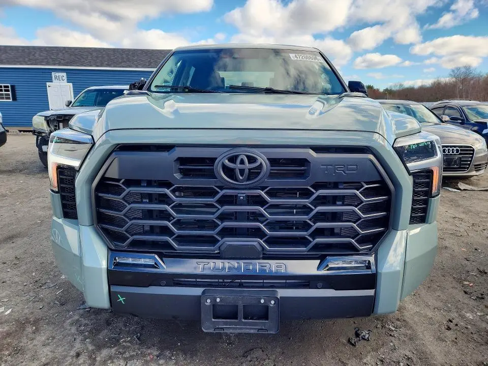 2024 TOYOTA TUNDRA LIMITED HV  