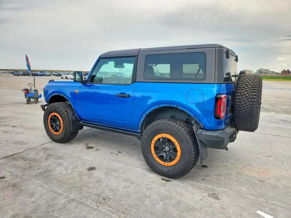 2021 FORD BRONCO BASE  