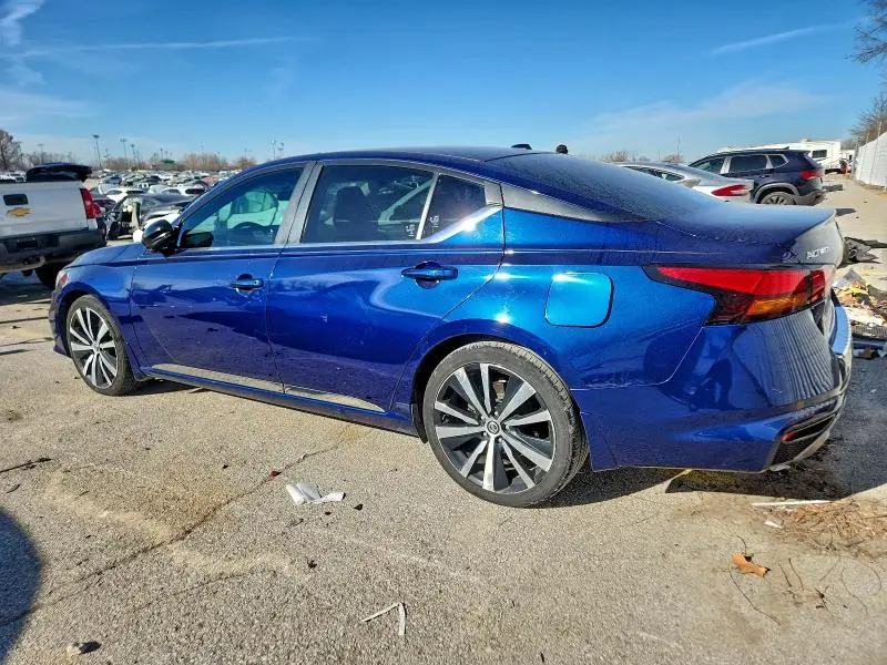 2019 NISSAN ALTIMA SR  