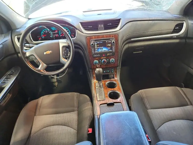 2014 CHEVROLET TRAVERSE LT  