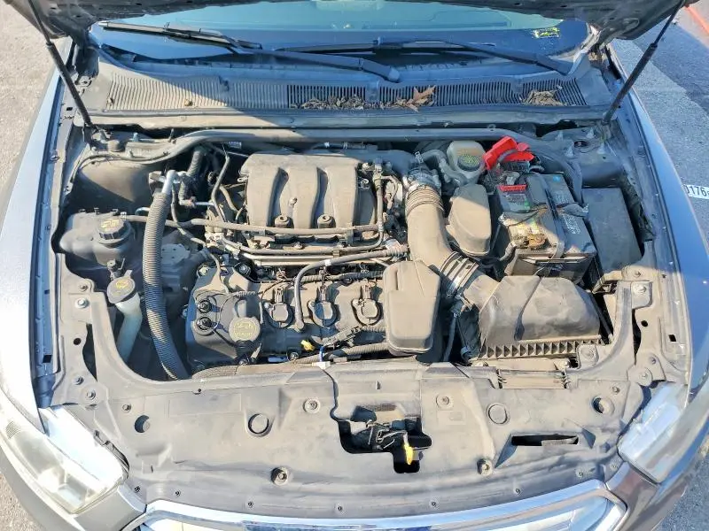 2014 FORD TAURUS SE  