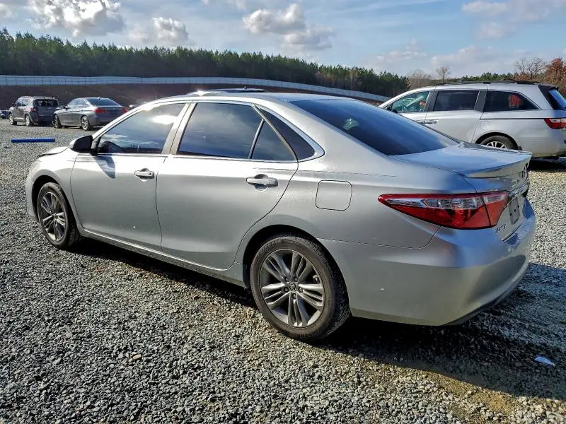 2015 TOYOTA CAMRY LE  