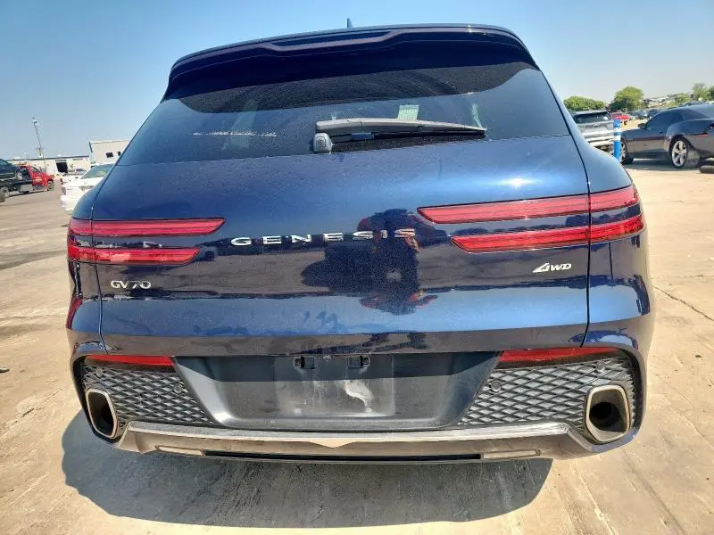 2022 GENESIS GV70 BASE  