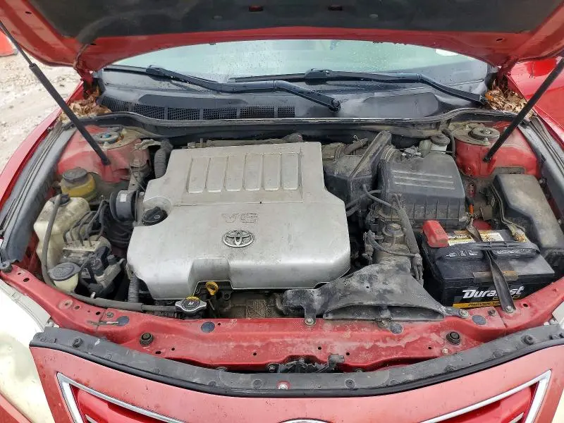 2010 TOYOTA CAMRY XLE V6  