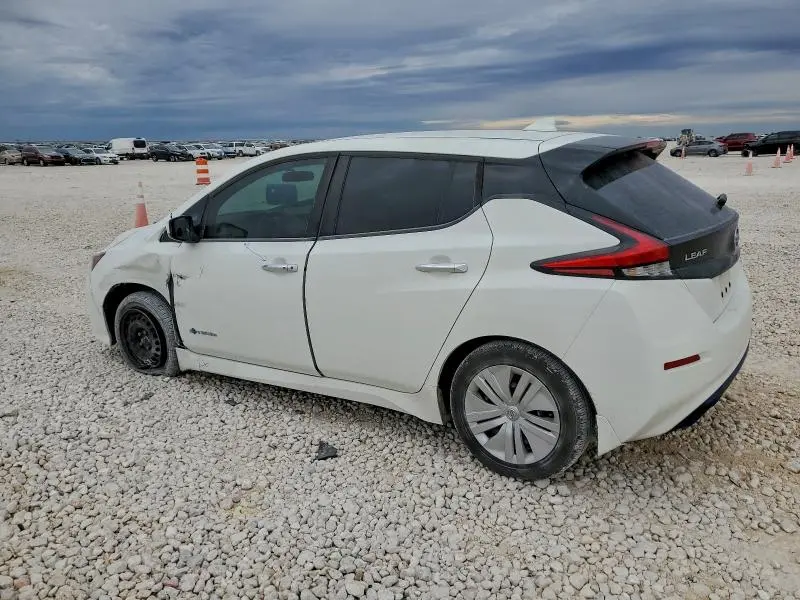 2018 NISSAN LEAF S  