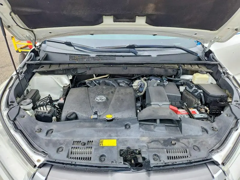 2017 TOYOTA HIGHLANDER XLE  