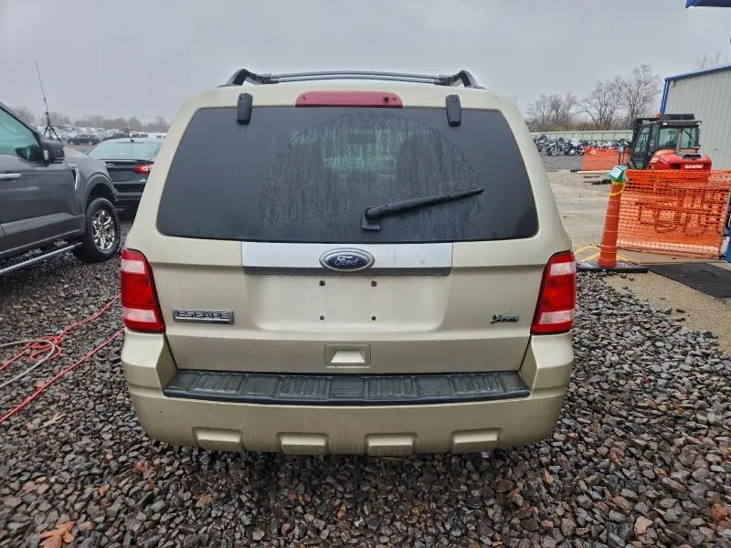 2010 FORD ESCAPE LIMITED  