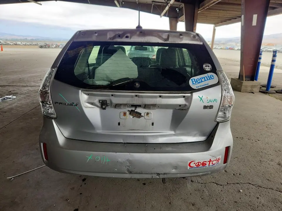 2013 TOYOTA PRIUS V FIVE  