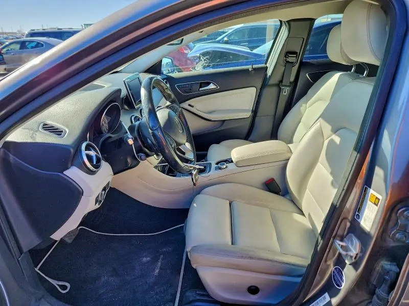 2017 MERCEDES-BENZ GLA 250  