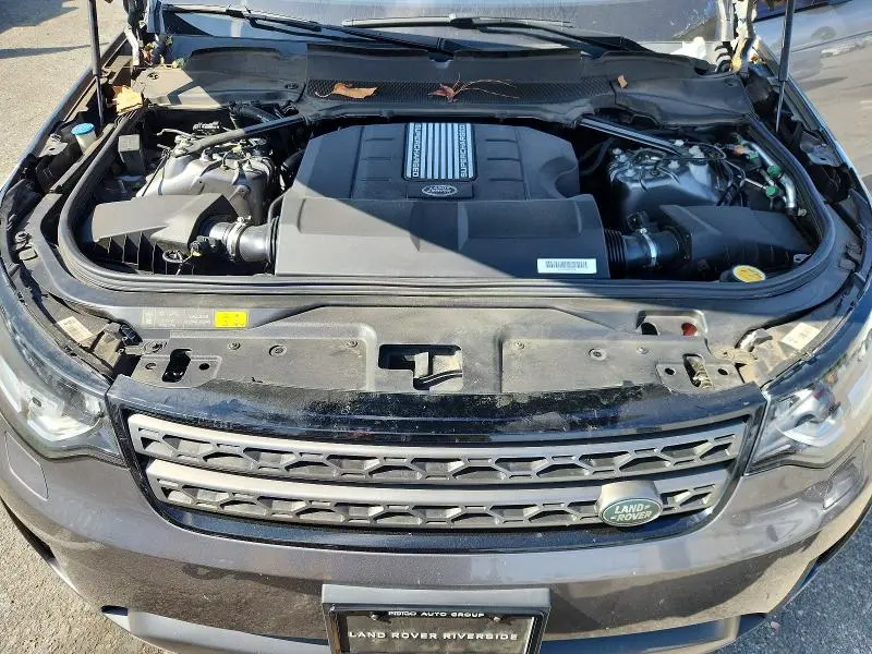 2019 LAND ROVER DISCOVERY SE  