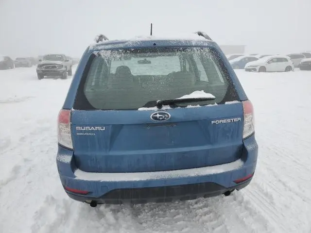 2010 SUBARU FORESTER XS  