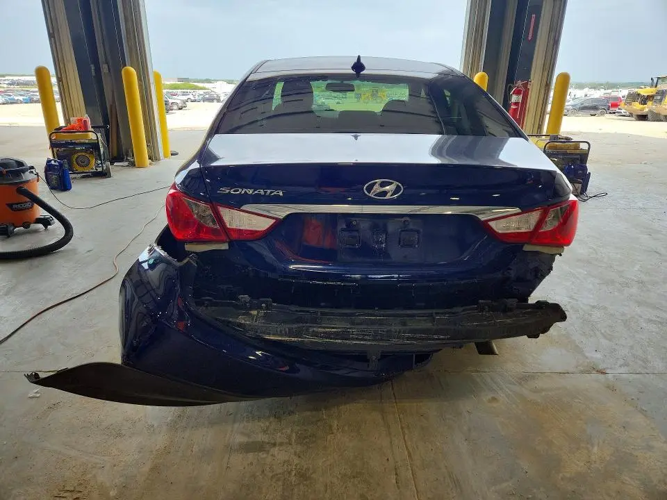 2014 HYUNDAI SONATA GLS  