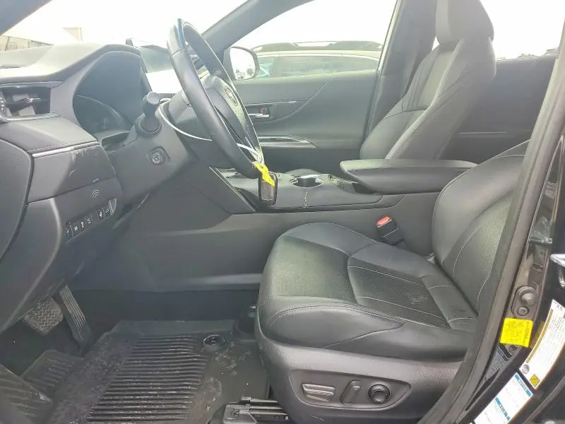 2022 TOYOTA VENZA LIMITED  