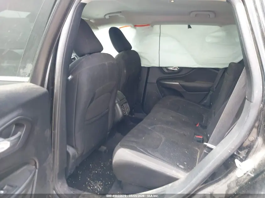 2019 JEEP CHEROKEE LATITUDE 4X4