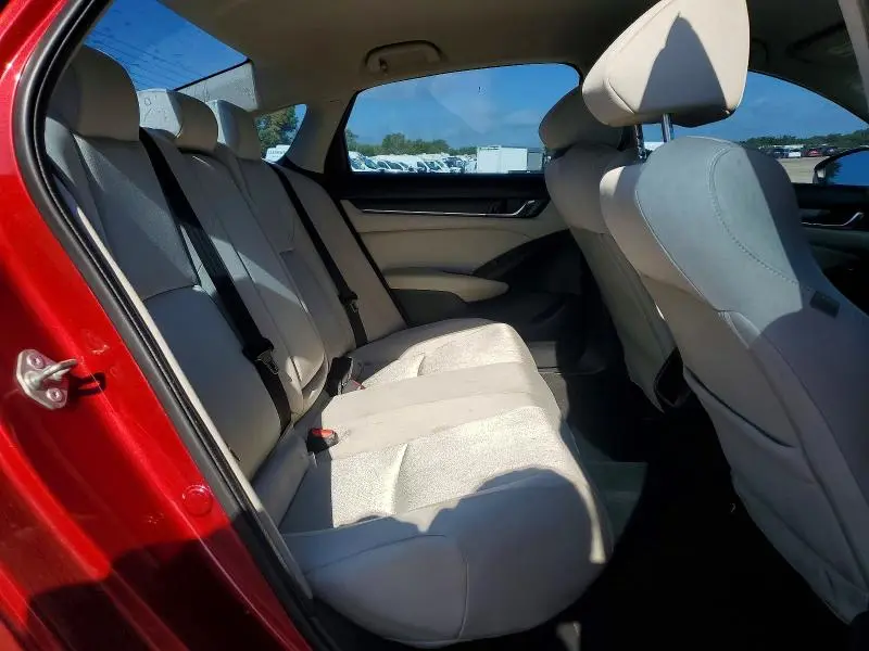2018 HONDA ACCORD LX  