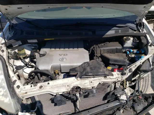 2010 TOYOTA SIENNA XLE  