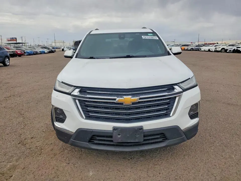 2023 CHEVROLET TRAVERSE LT  