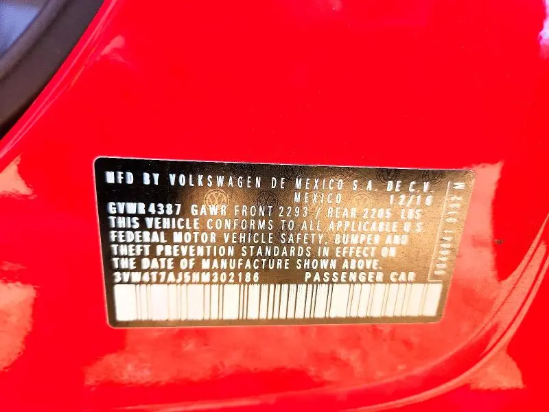 2017 VOLKSWAGEN JETTA GLI  