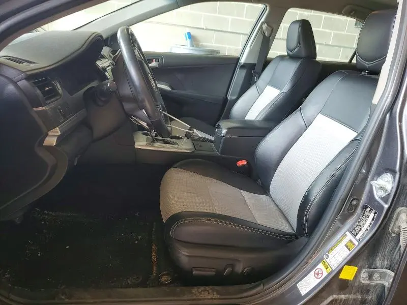 2012 TOYOTA CAMRY SE  