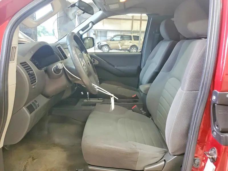 2014 NISSAN FRONTIER S  