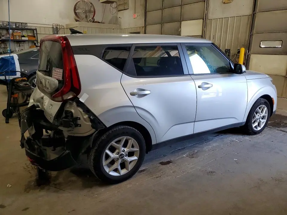2021 KIA SOUL S  
