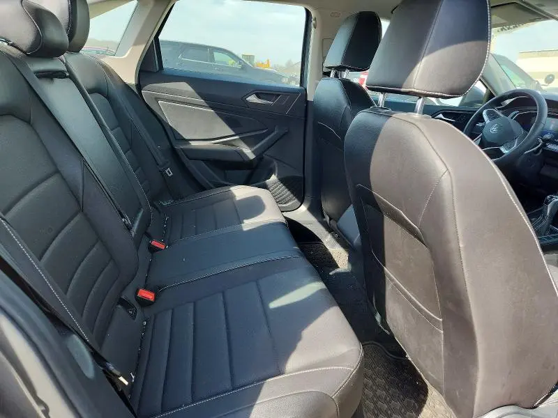 2022 VOLKSWAGEN JETTA SE  
