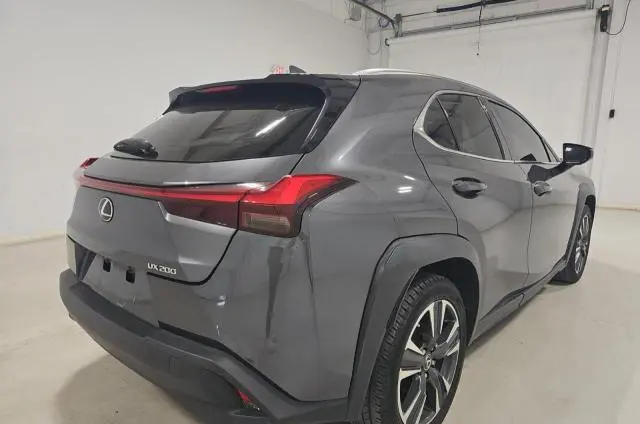 2022 LEXUS UX 200 BASE  