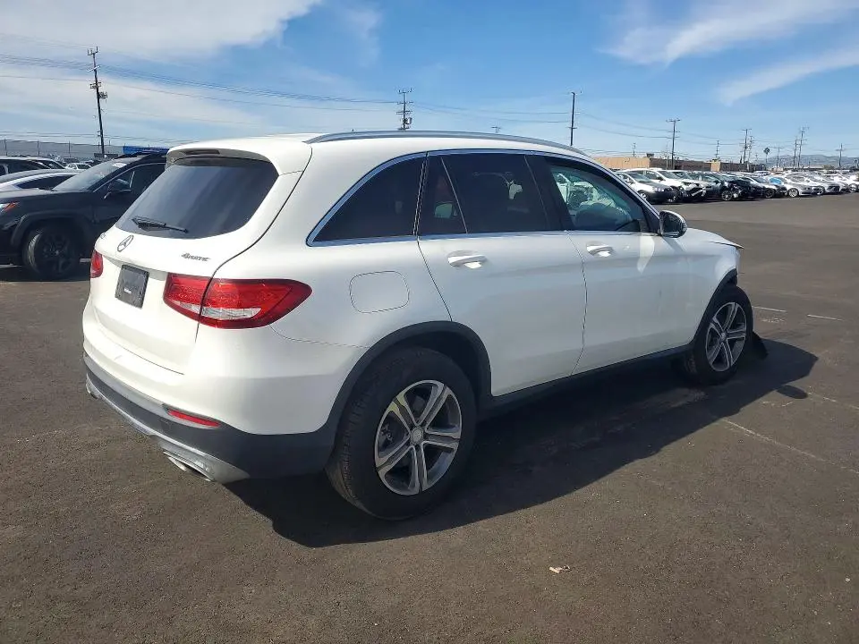 2017 MERCEDES-BENZ GLC 300 4MATIC  
