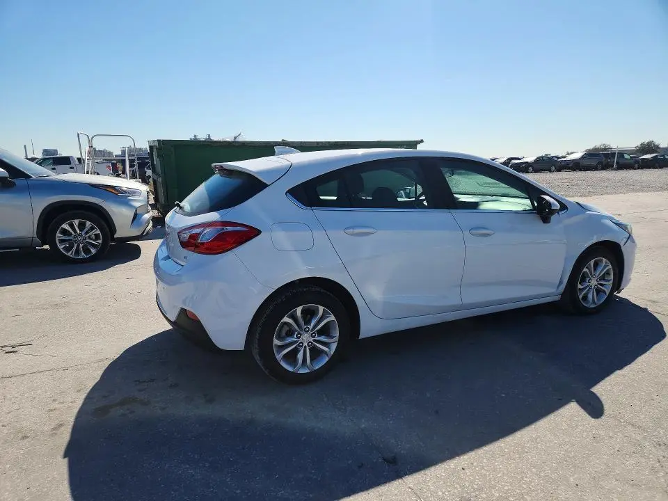 2019 CHEVROLET CRUZE LT  