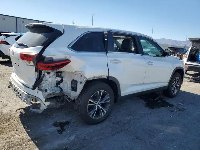 2019 TOYOTA HIGHLANDER LE  